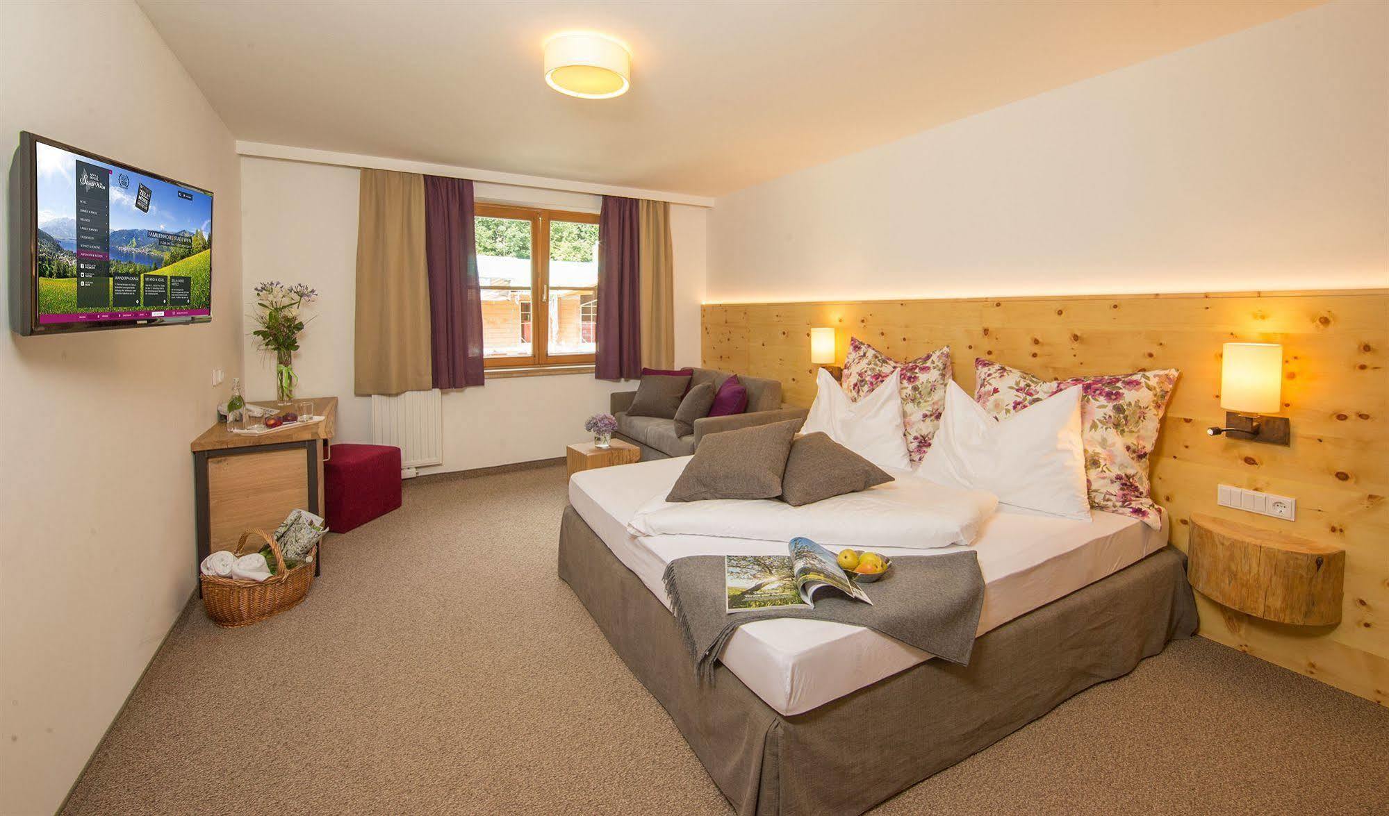 Hotel Stadt Wien เซลล์อัมเซ ภายนอก รูปภาพ
